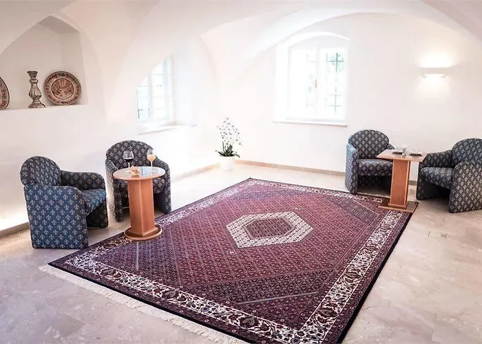 Hotel Doktorschlossl 2*